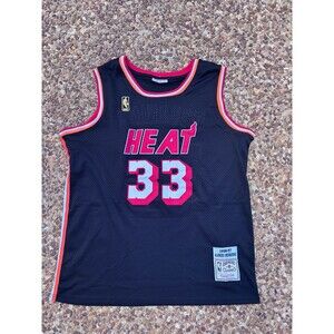Alonzo Mourning Miami Heat basketball jersey
